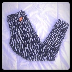 Nike workout leggings